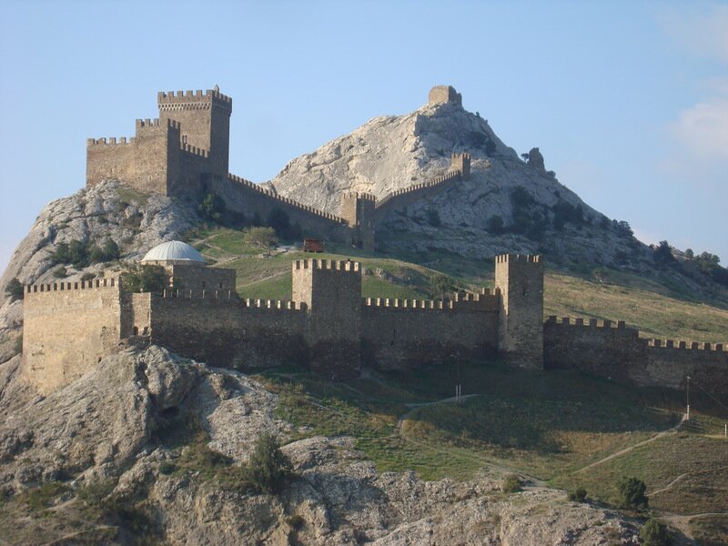 Генуэзская крепость1